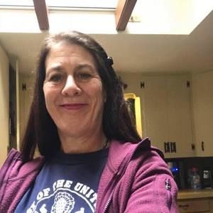 Meet your Posher, Leslie